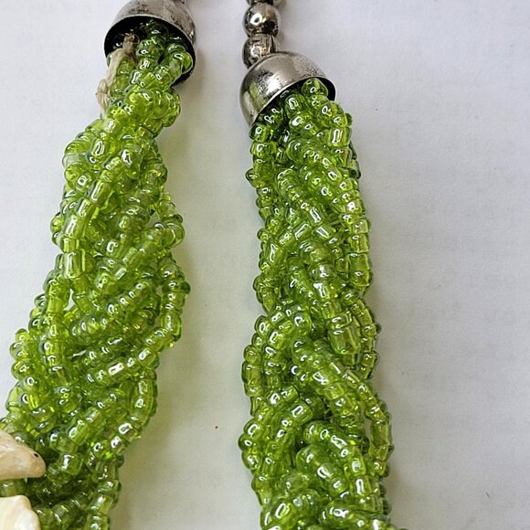 Chunky Shell Chips and Green Bead Bib Necklace - Picture 8 of 14